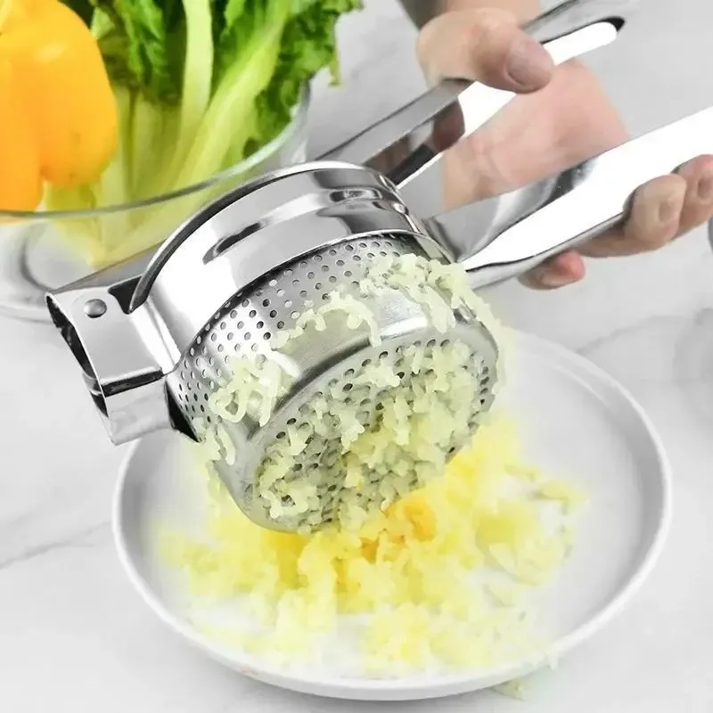 Presse-pommes manuel en acier inoxydable pour la cuisine 2