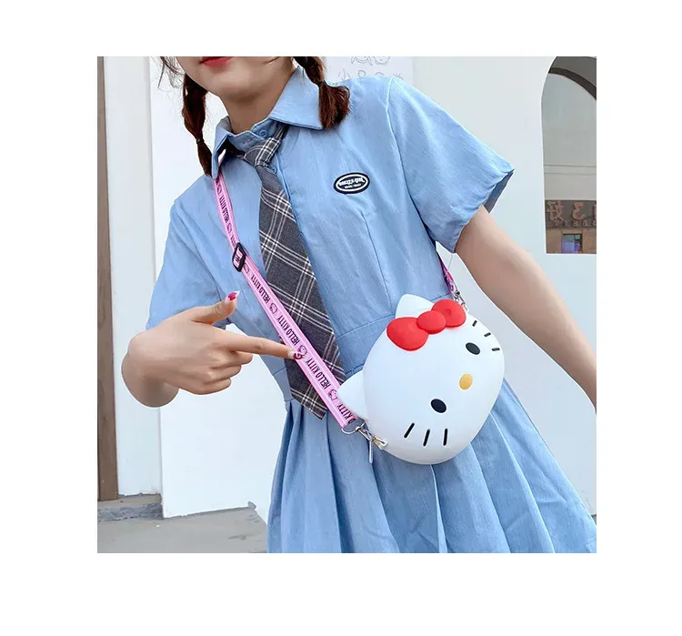 Sac Hello Kitty, détail de la bandoulière