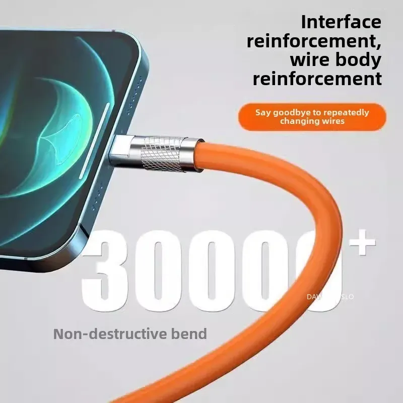 Câble de charge USB-C vers USB-C en utilisation
