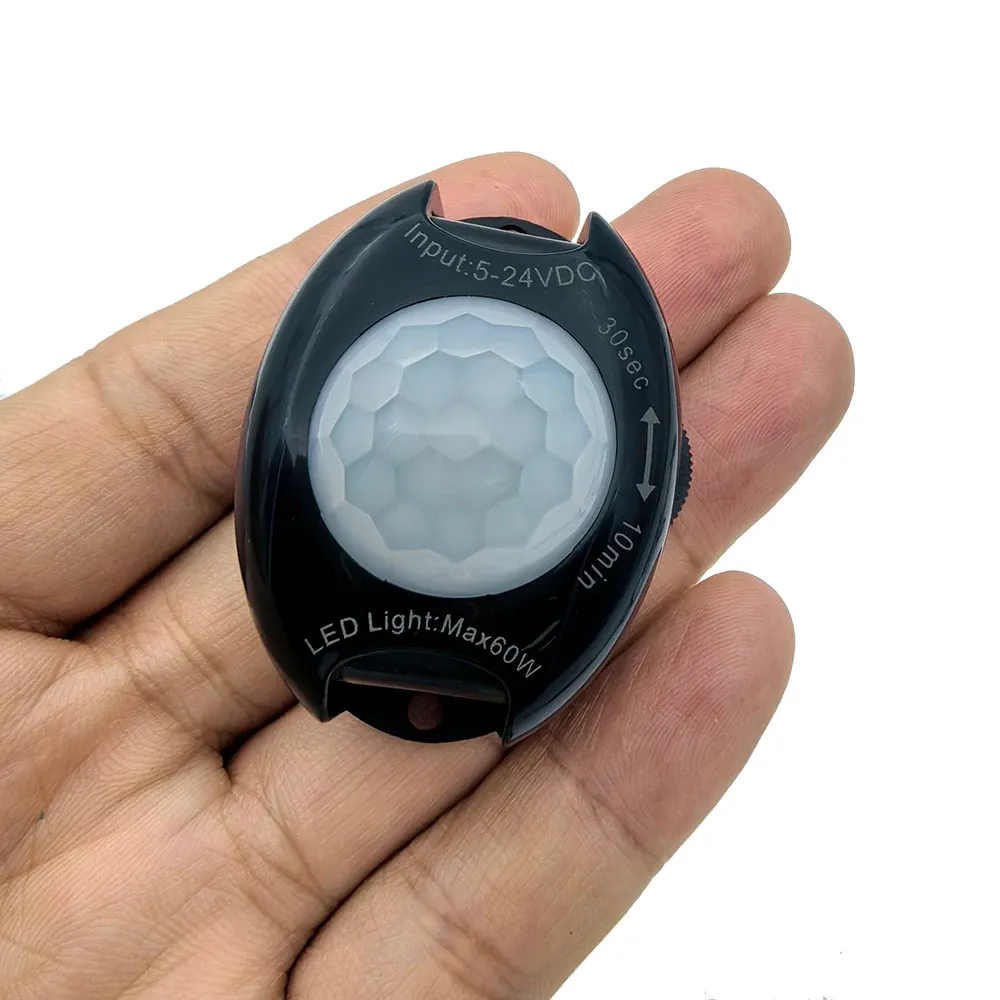 Mini détecteur de mouvement infrarouge intelligent 5 V / 24 V pour bande LED, contrôleur automatique à détection de présence humaine 8