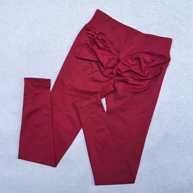 Legging de yoga sans couture pour femme à effet froissé, galbant, taille basse côtelée 9