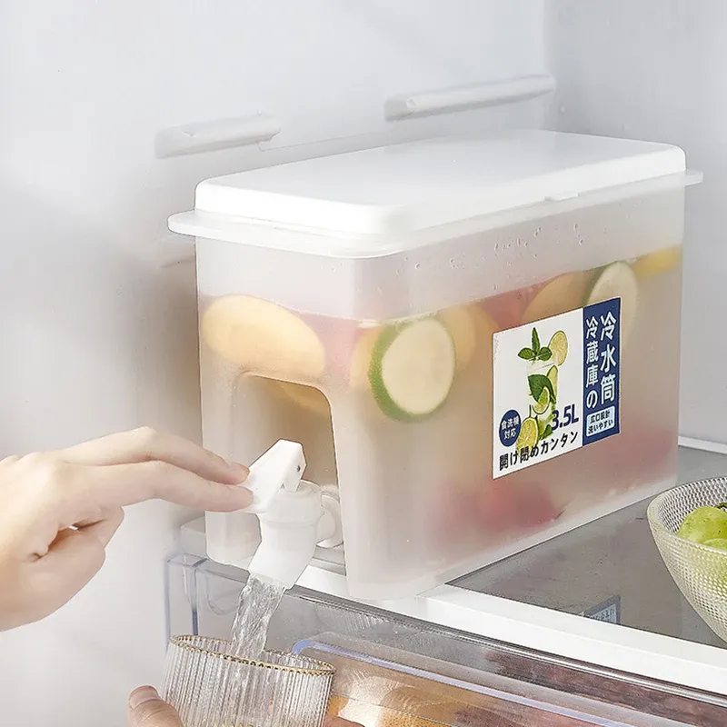 Carafe à eau froide, mise en situation