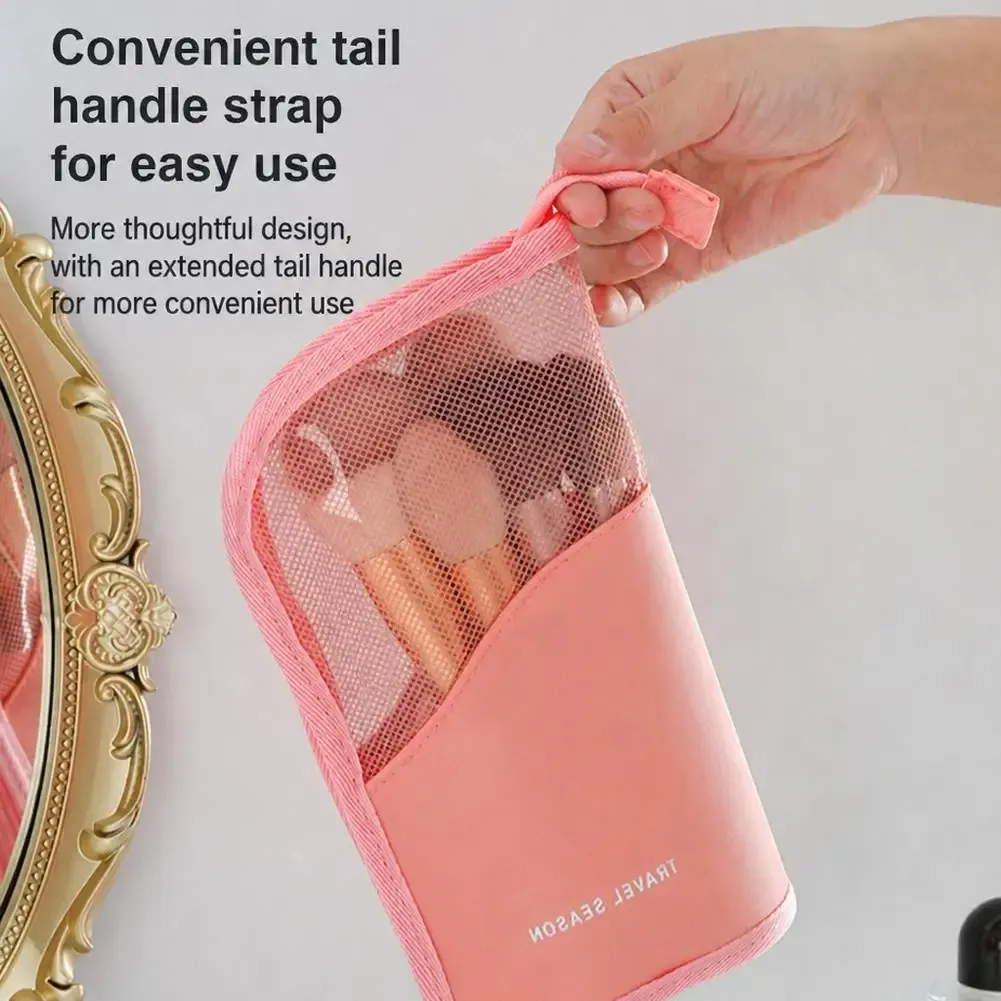 Trousse de toilette en maille, ambiance élégante