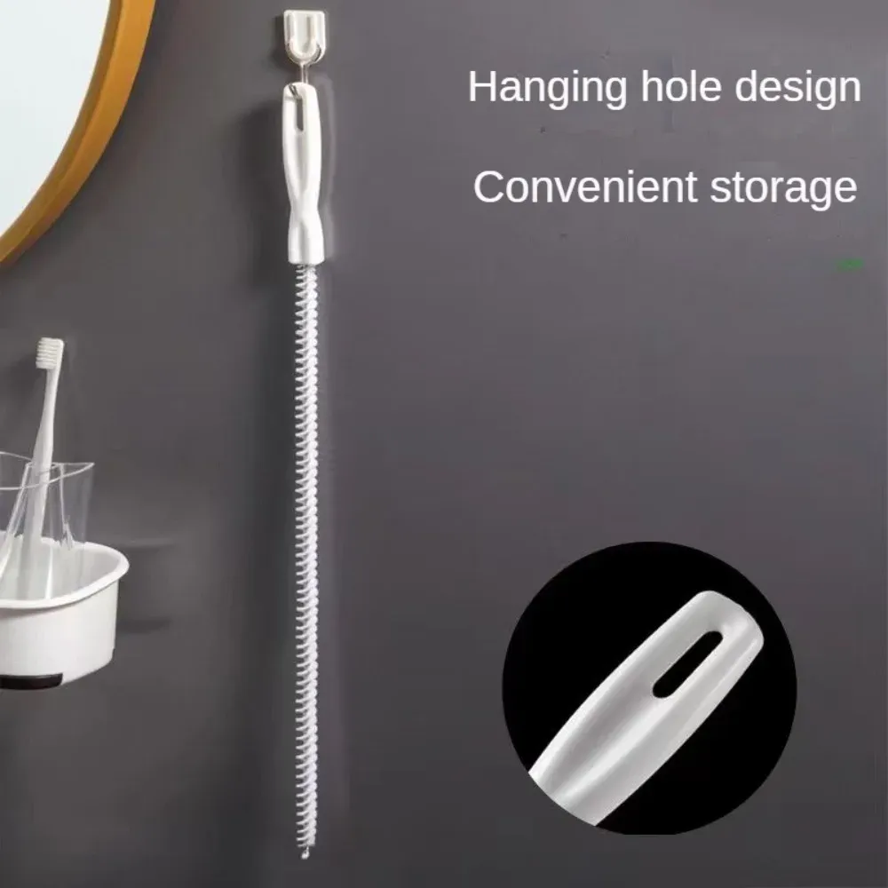 Outil de débouchage pour évier