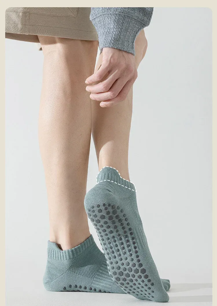 Chaussettes de yoga en situation de pratique