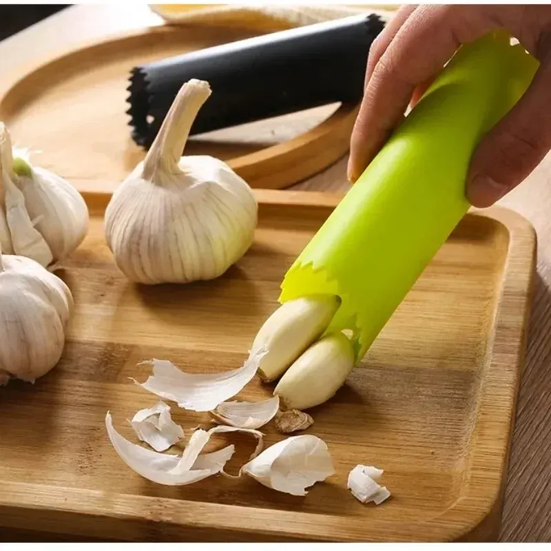 Épluche-ail en silicone, vue 1