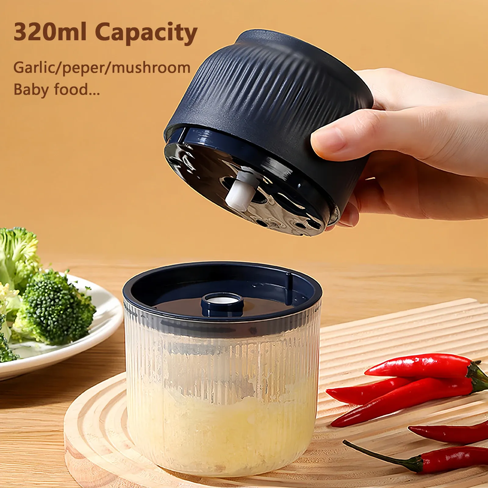 Mini hachoir électrique USB 320 ml, détail du bol