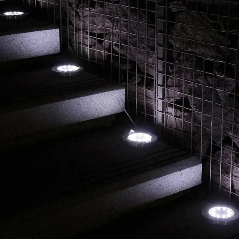 Détail du design des lumières solaires enterrées