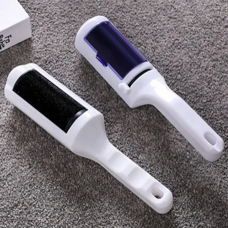 Brosse MWNW avec compartiment de stockage