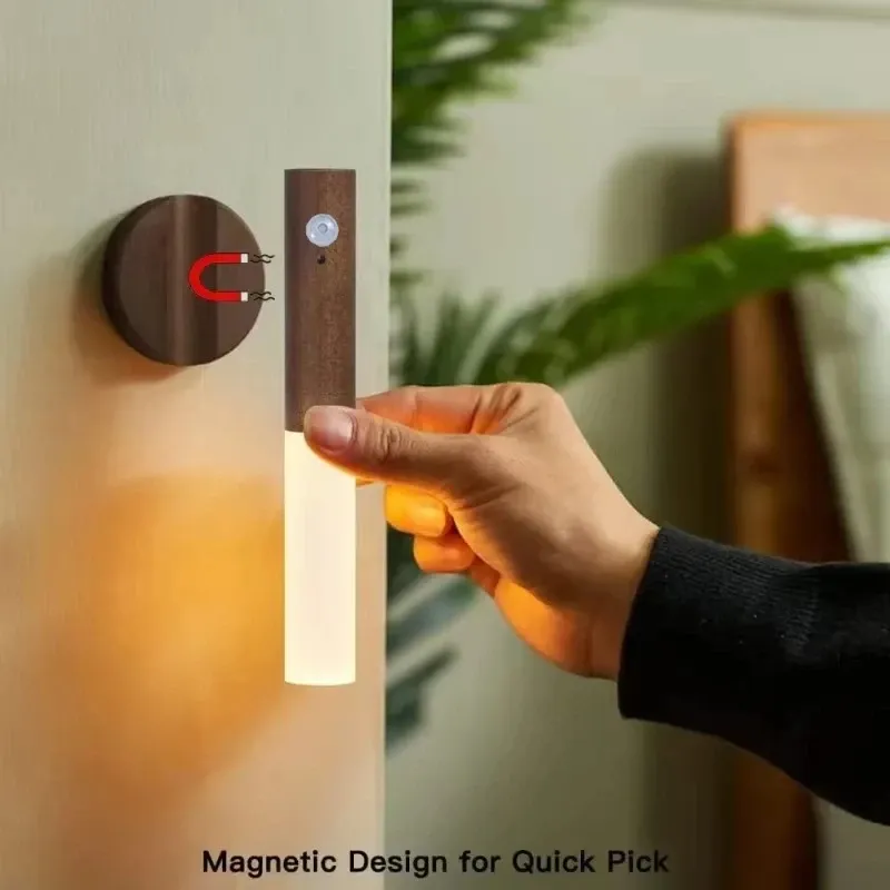 Lampe murale LED magnétique rechargeable avec capteur de mouvement, portable, pour couloir, chambre, escaliers et placards 1
