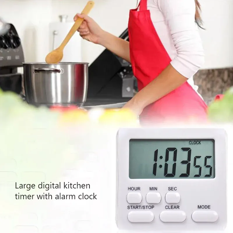 Minuteur sur table de chevet