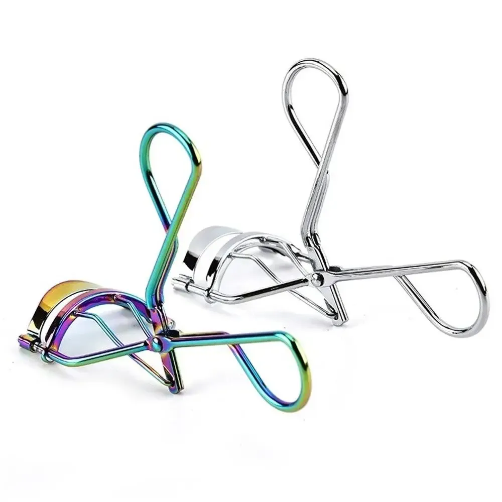 Pince à cils, finition et ergonomie