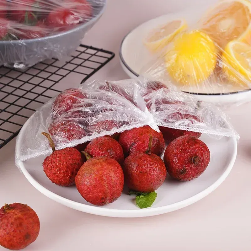 Film jetable pour conserver les aliments, détail