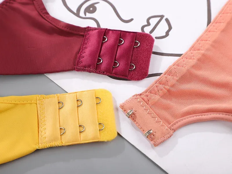 Soutien-gorge sans couture en détail