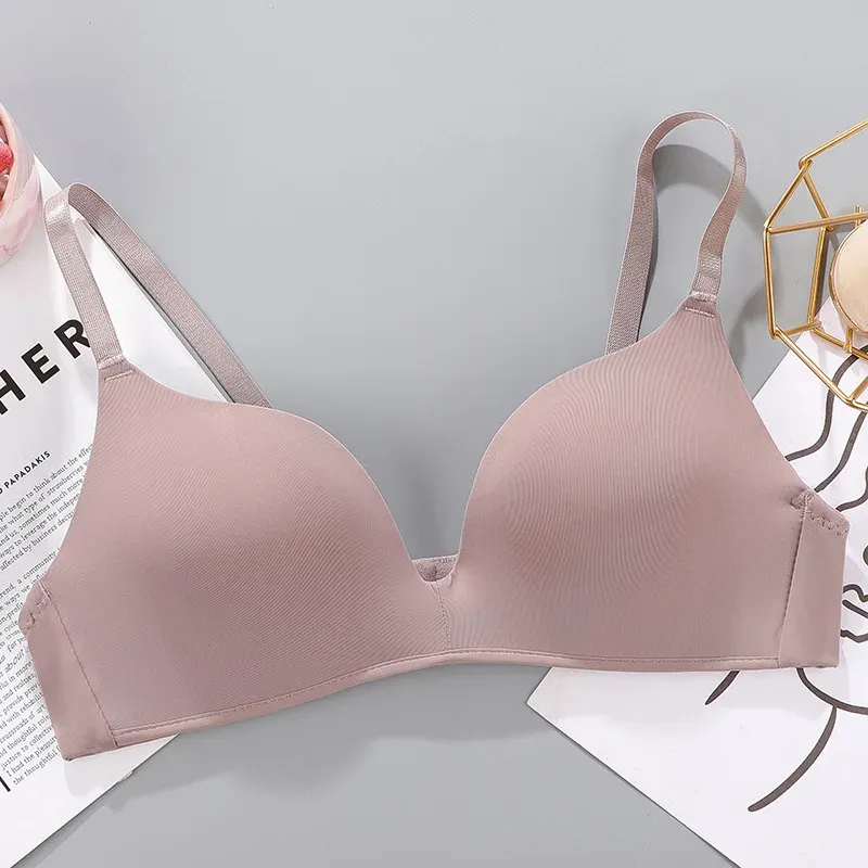 Soutien-gorge sans couture sans armatures push-up pour femme, respirant et ultra-fin, disponible en 10 coloris 9