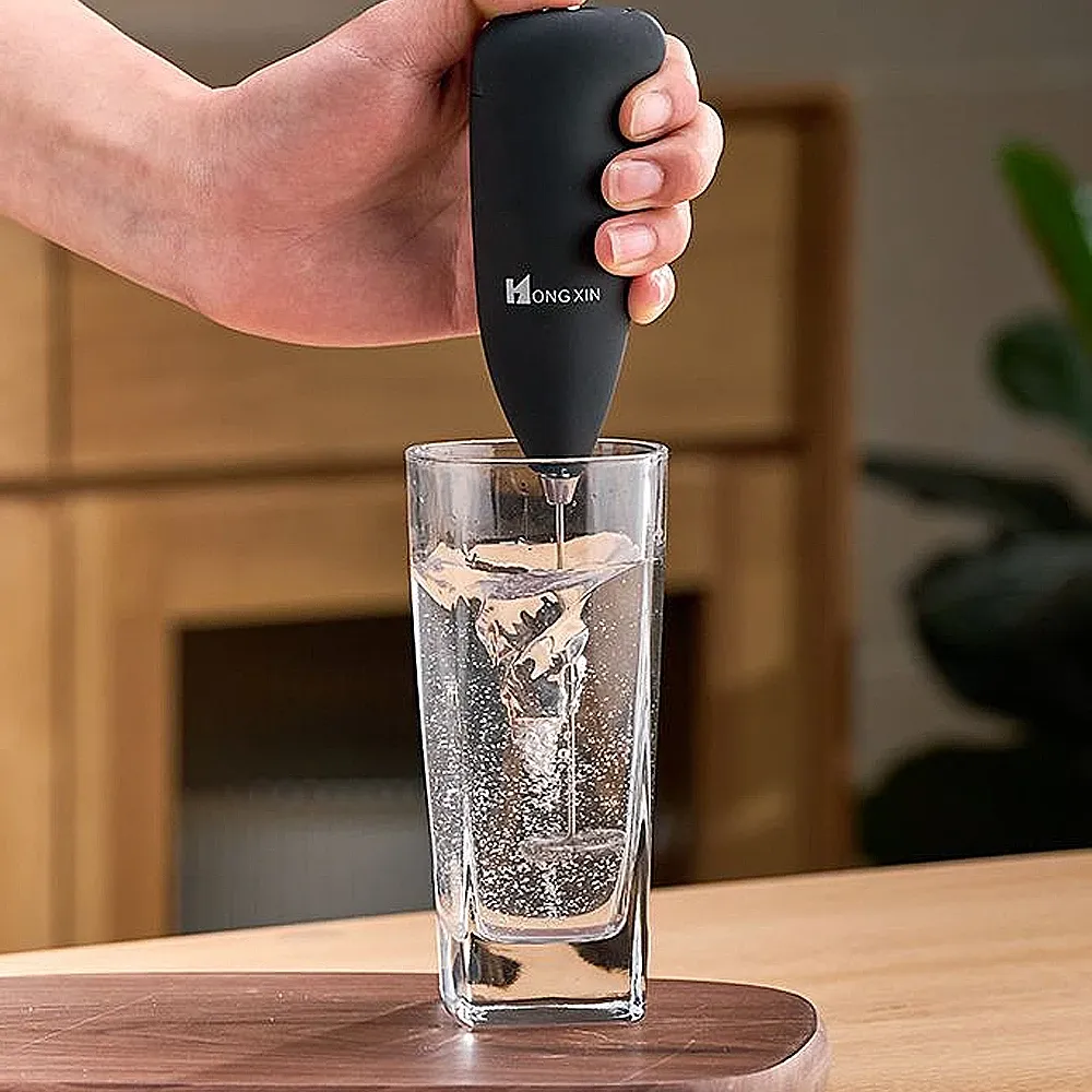 Mousseur à lait électrique portable en acier inoxydable, fouet à main pour café et boissons 4