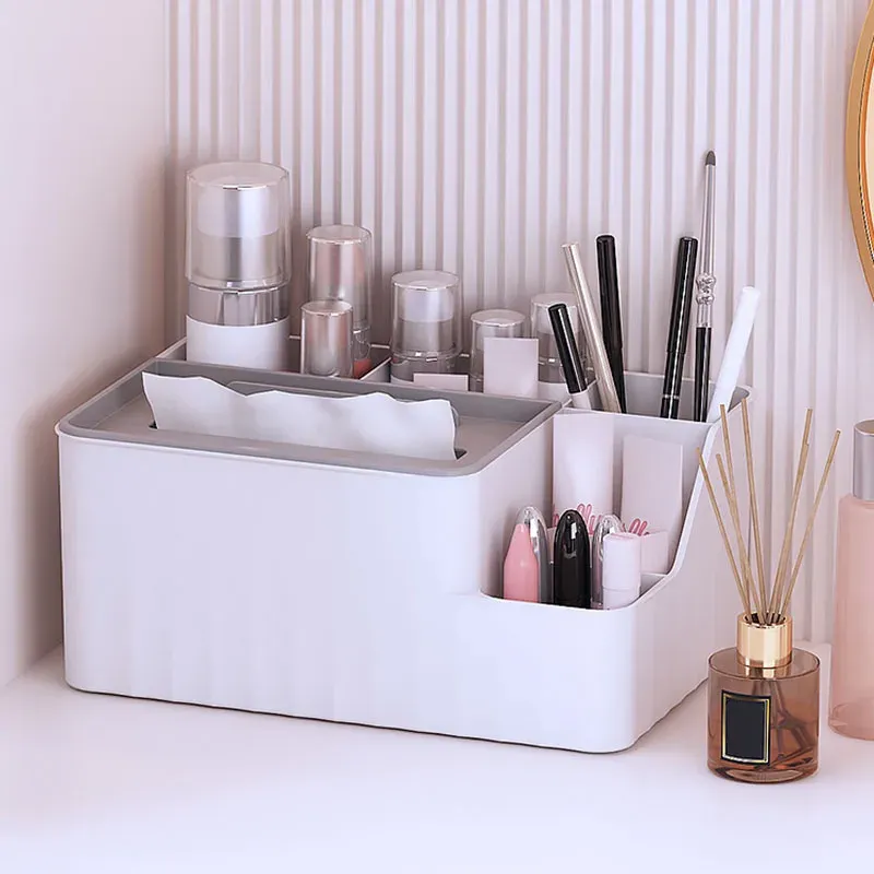 Organisateur de bureau en situation d'usage