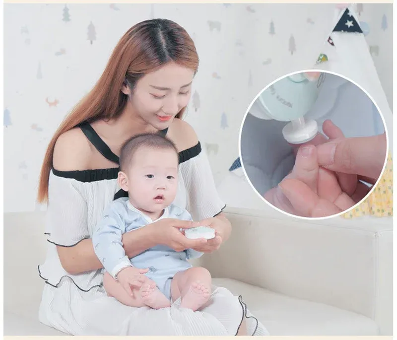 Détail de la polisseuse à ongles pour bébé