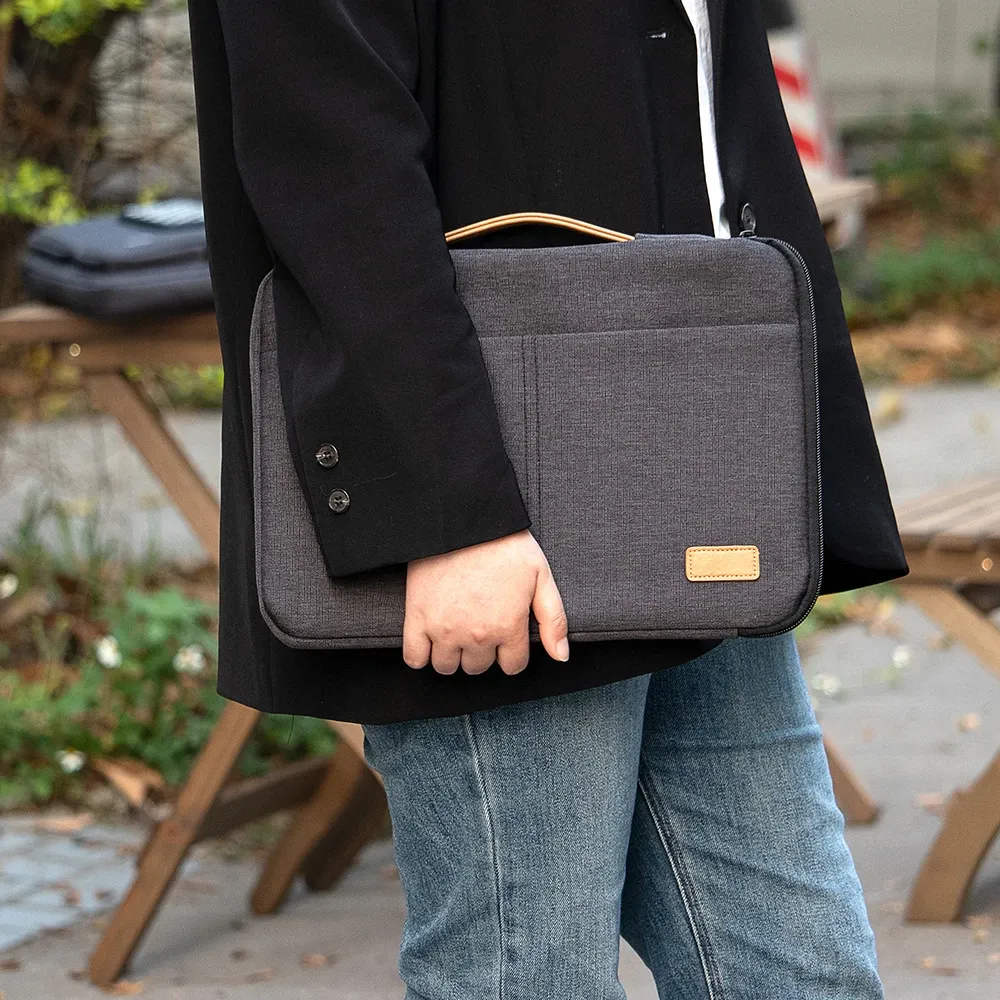 Sacoche urbaine pour ordinateur portable, vue finale