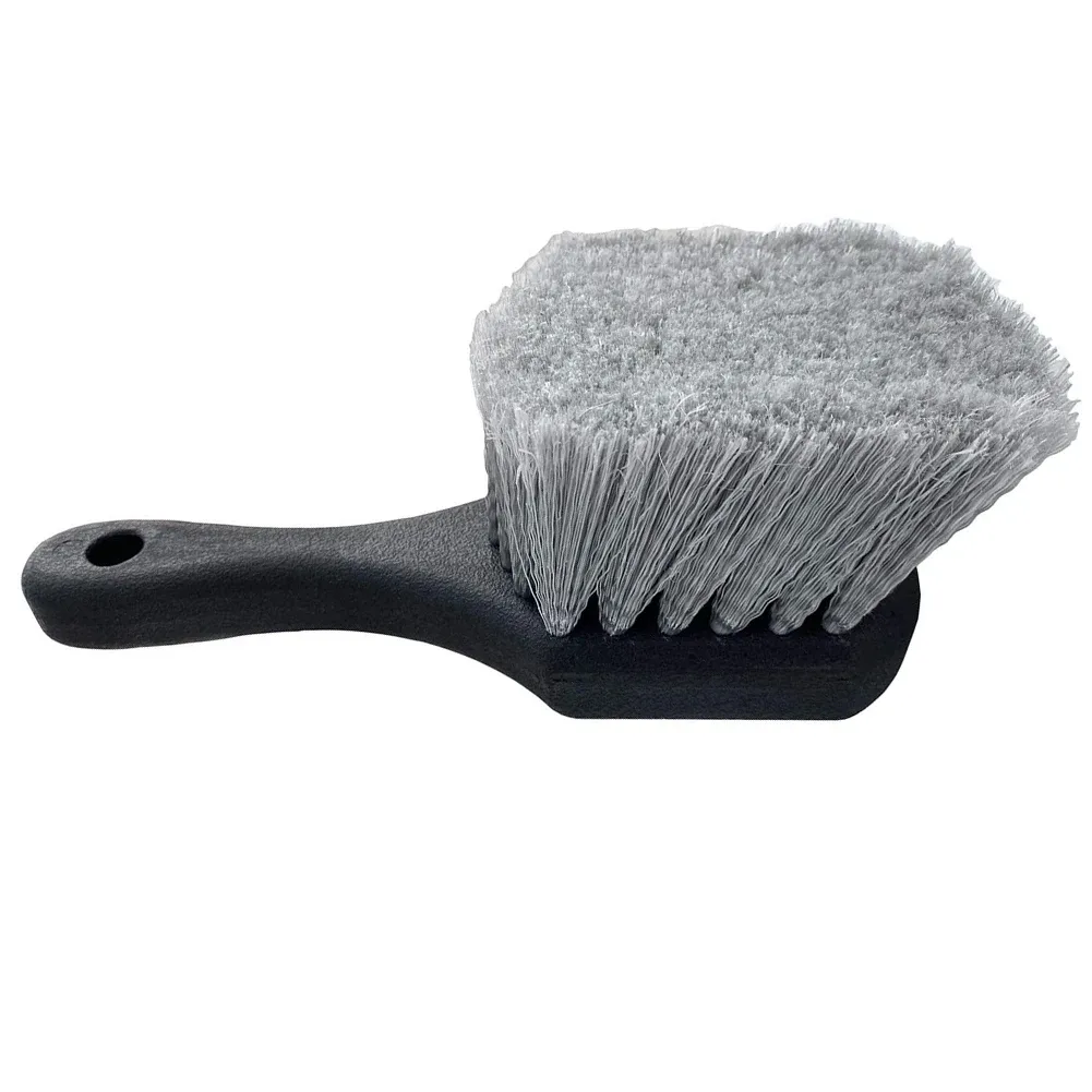 Brosse de nettoyage de pneus, vue d'ensemble