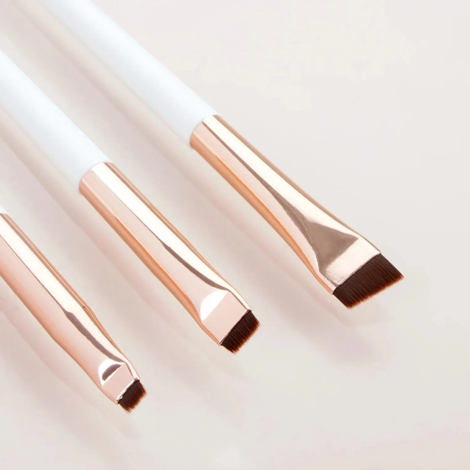 Pinceaux de maquillage pour sourcils