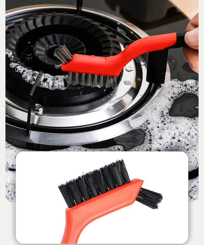 Détail des soies de la brosse de nettoyage