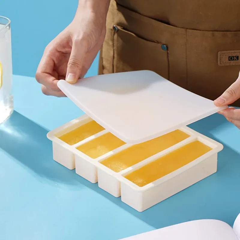 Cubes congelés prêts à l'emploi
