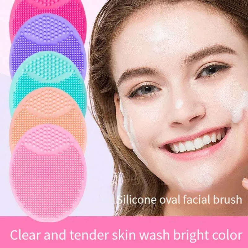 Brosse de nettoyage du visage en silicone, nettoyage des pores, brosse de bain et de shampoing pour bébé, à poils doux, peigne rond, usage domestique - Image 1