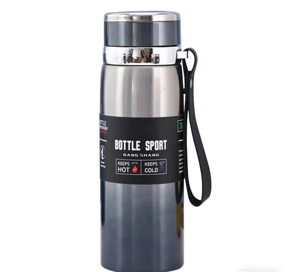 Finition en acier inoxydable de la bouteille