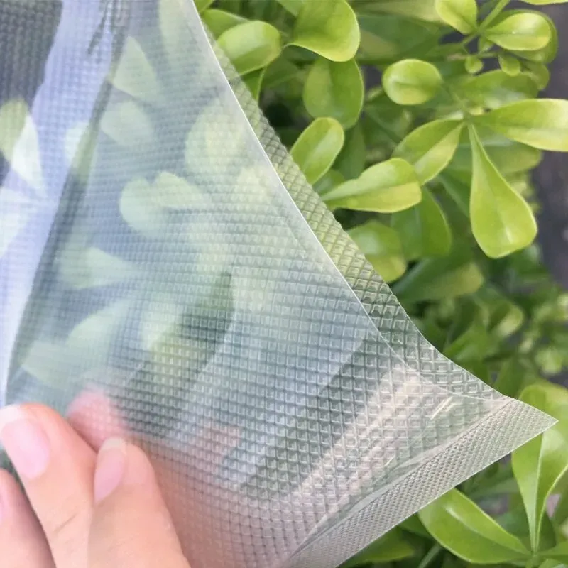 Sacs sous vide dans une cuisine moderne