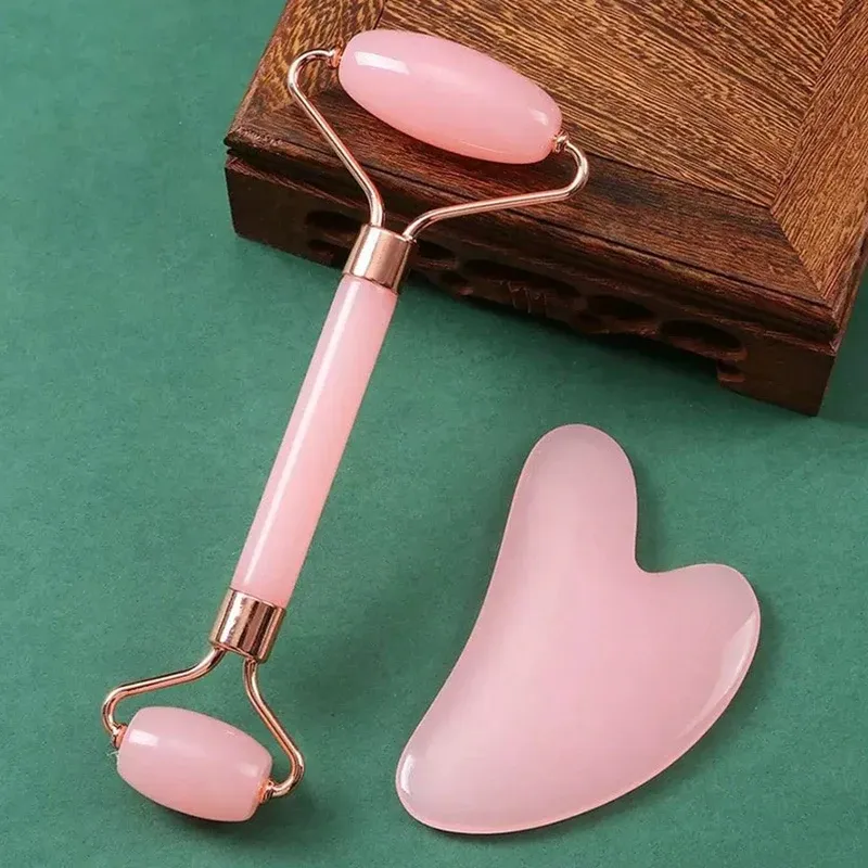 2 pièces Rouleau de massage visage et cou avec pierre de Gua Sha, kit de massage des yeux et du visage à froid, outil portable de levage et de contour du visage 7
