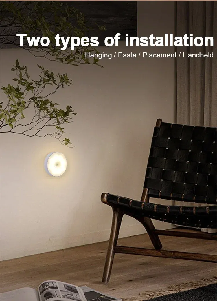 Lampe à détecteur de mouvement LED dans un escalier