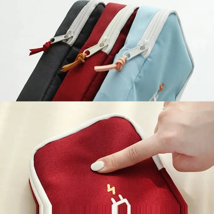 Pochette de voyage pour accessoires électroniques