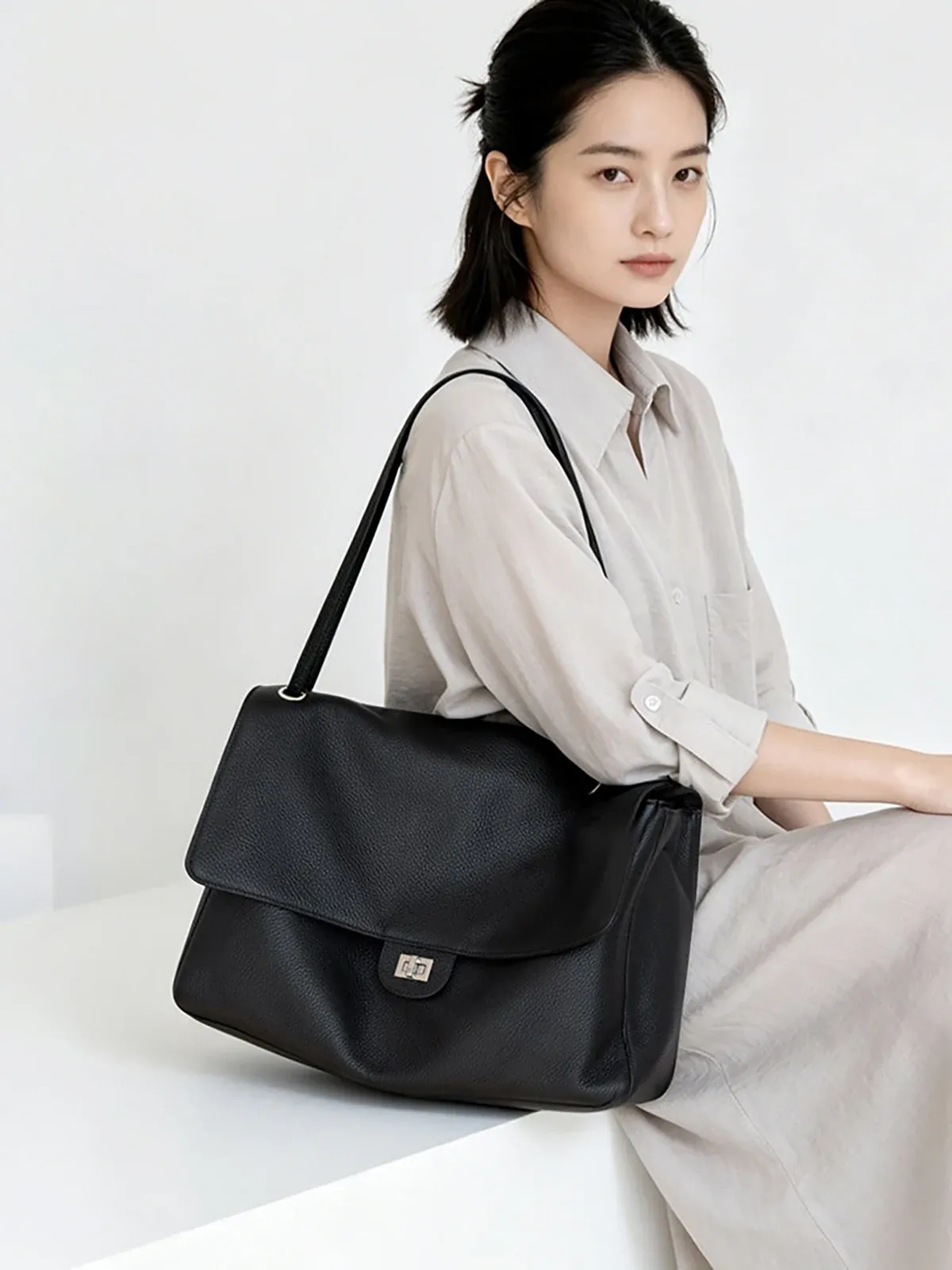 Sac bandoulière en cuir véritable pour femme, grande capacité, sac fourre-tout en cuir de vachette tendance pour le quotidien, style luxe, collection 2026 3