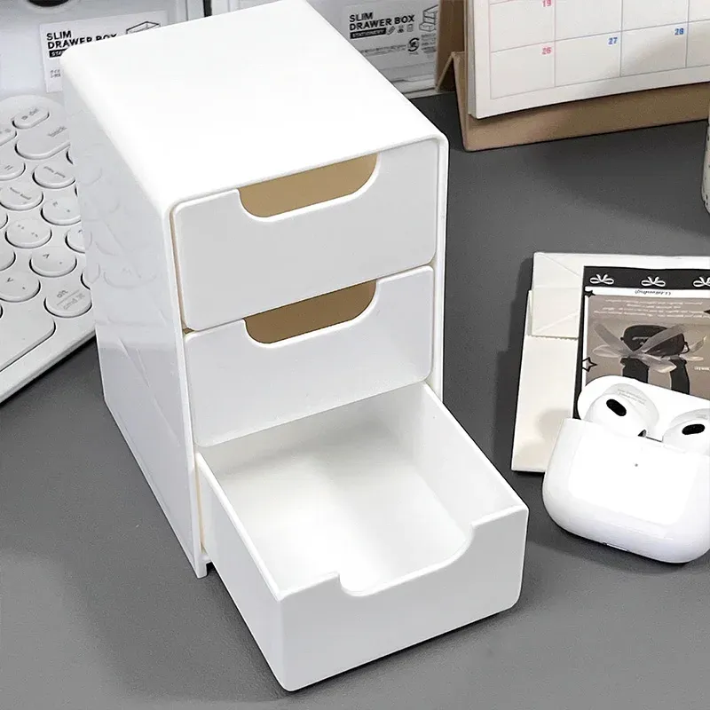 Boîte de rangement de bureau vue sous un autre angle