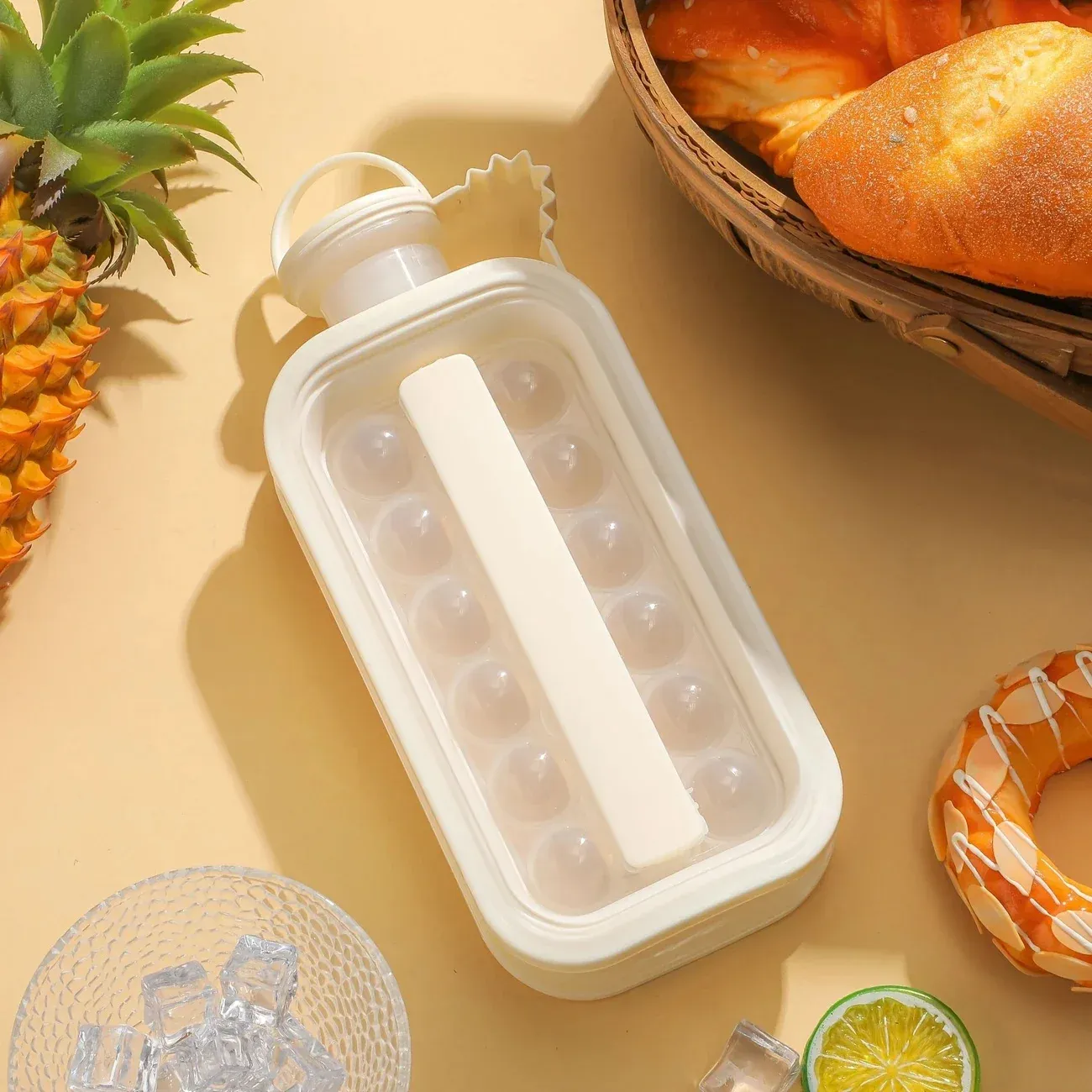 Moule à glaçons portable en silicone transparent 2 en 1, pliable, avec pichet et plateau à glace 7