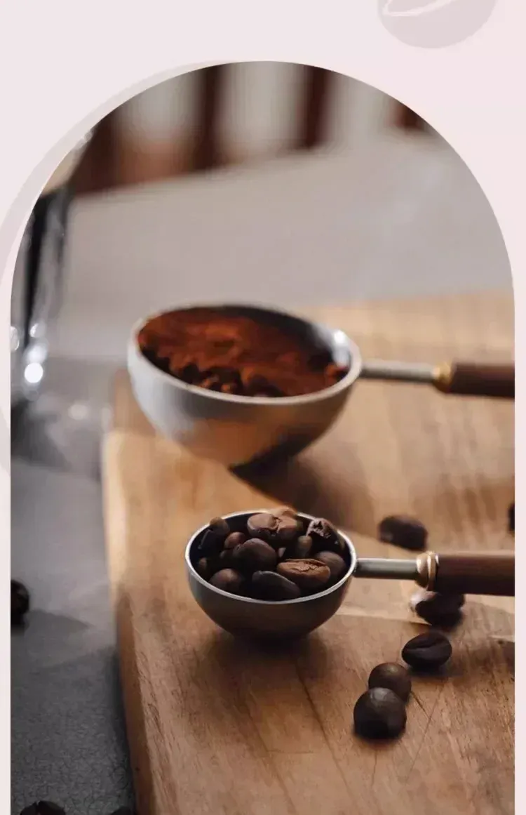 Cuillère à café en acier inoxydable et bois