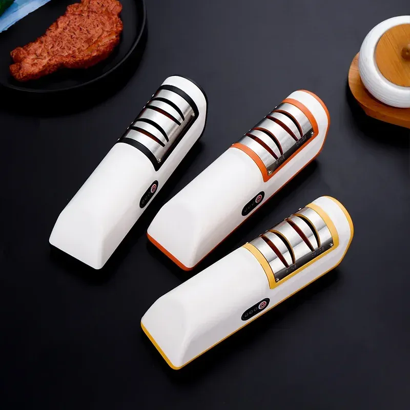 Affûteur de couteaux électrique en cuisine