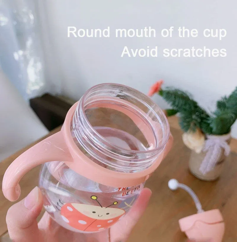 Tasse à paille pour enfants, vue de profil