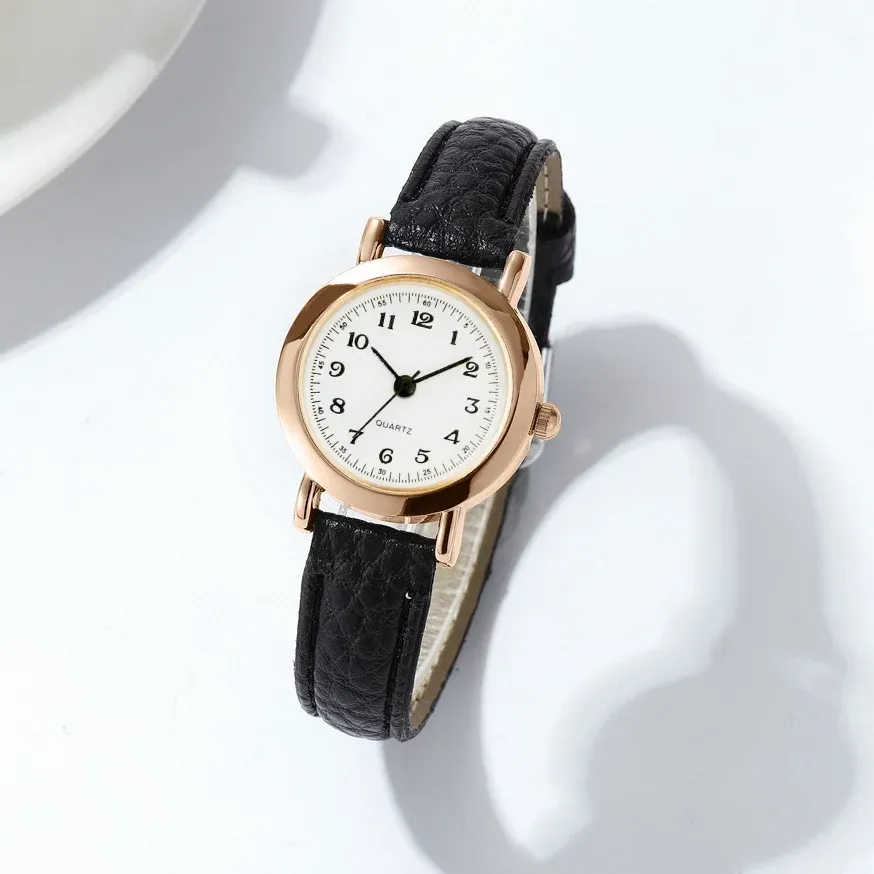 Montre minimaliste à petit cadran pour femme, bracelet en cuir ultra-fin, montre à quartz décontractée 19