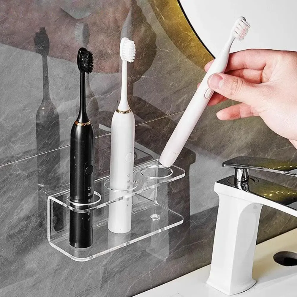 Porte-brosse à dents mural dans une salle de bain