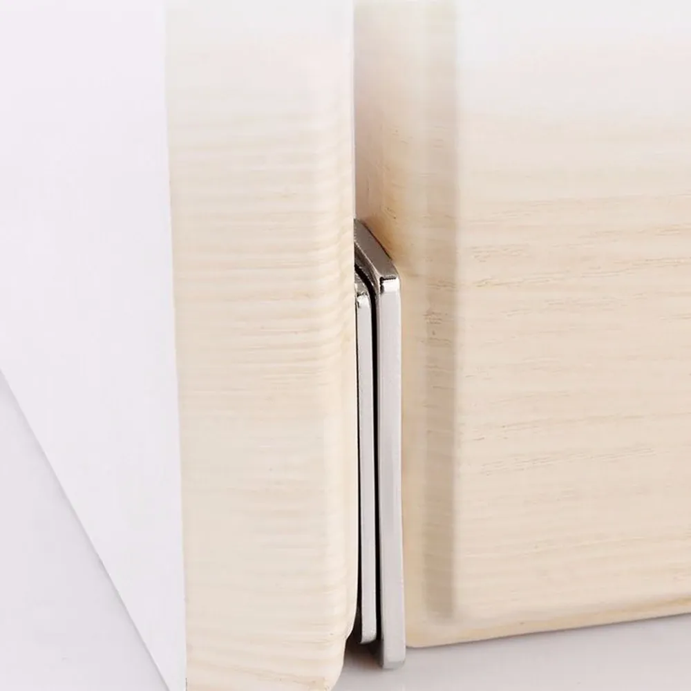 Loquet magnétique argenté pour porte de cuisine