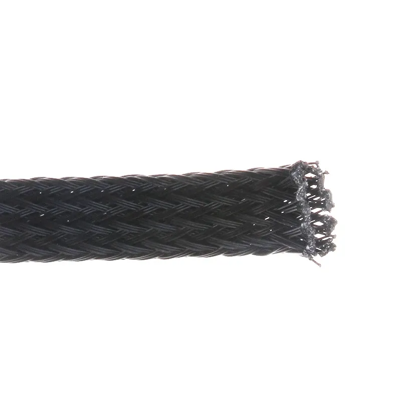 Gaine tressée extensible en PET, détail du tressage
