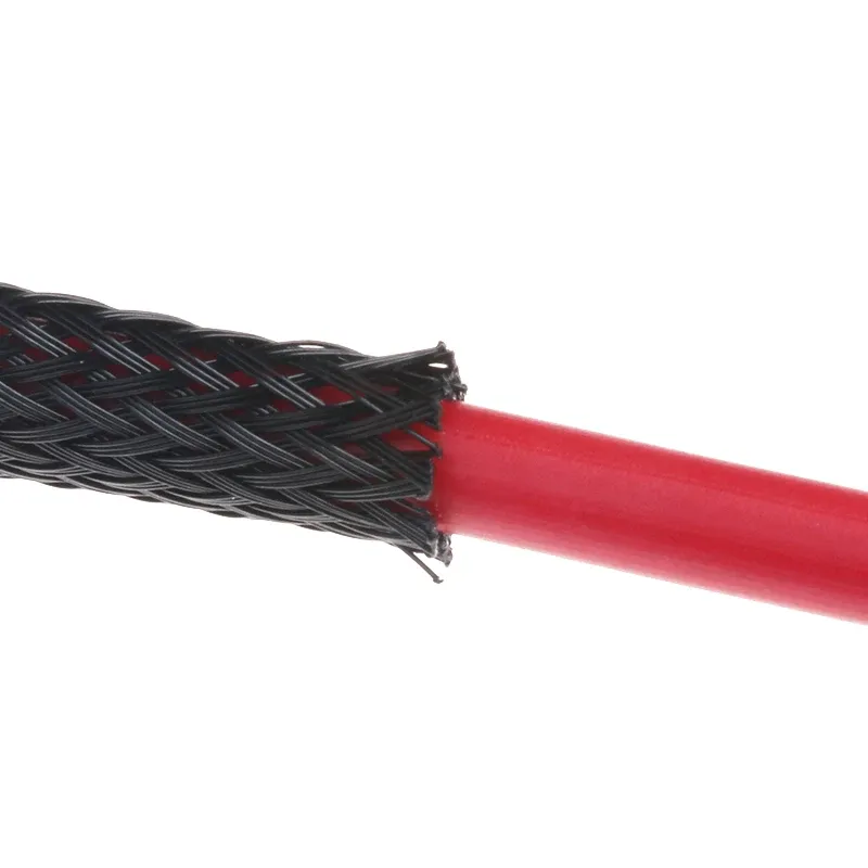 Gaine tressée extensible en PET, pose sur câble