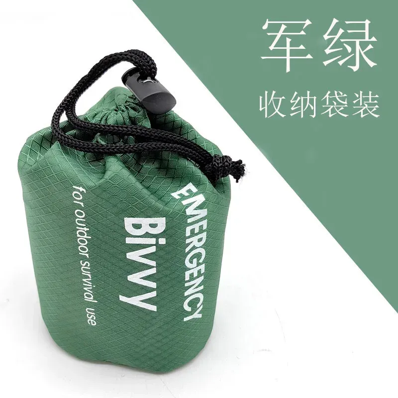 Sac de couchage d'urgence en Mylar, couverture de survie thermique et abri bivouac léger, imperméable et portable pour le camping et la randonnée 11