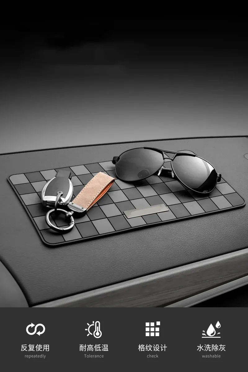 Tapis antidérapant pour tableau de bord de voiture