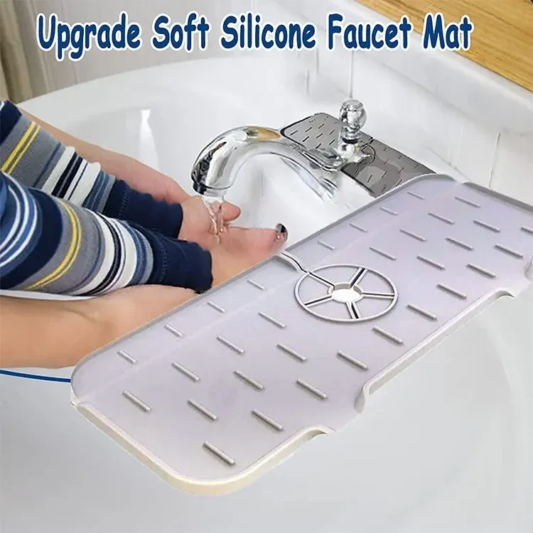 Vue détaillée du tapis absorbant pour robinet