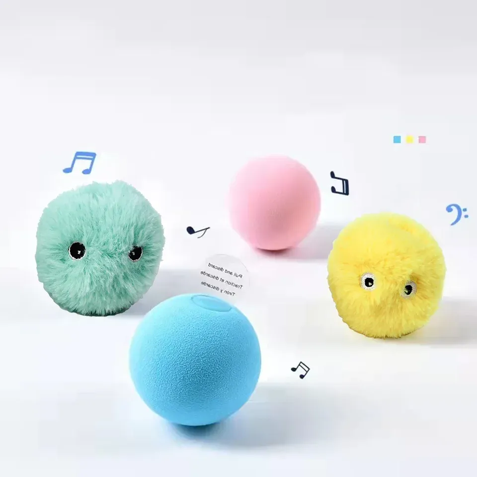 Balle interactive électrique en peluche pour chat avec herbe à chat 4