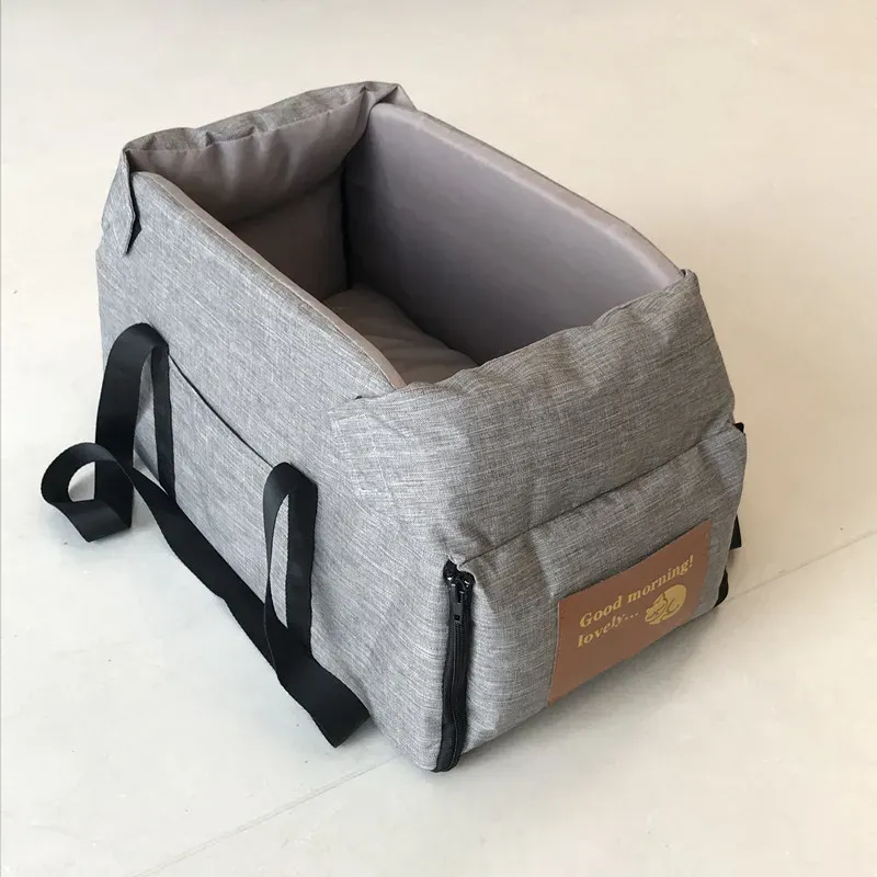 Siège rehausseur de voiture pour chien et chat avec support portable, siège d'appoint pour petits chiens et chats, accoudoir central avec attache de sécurité 10