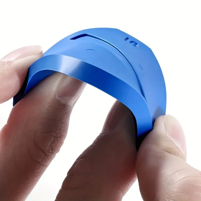 Outils de calfeutrage en silicone en situation d'utilisation